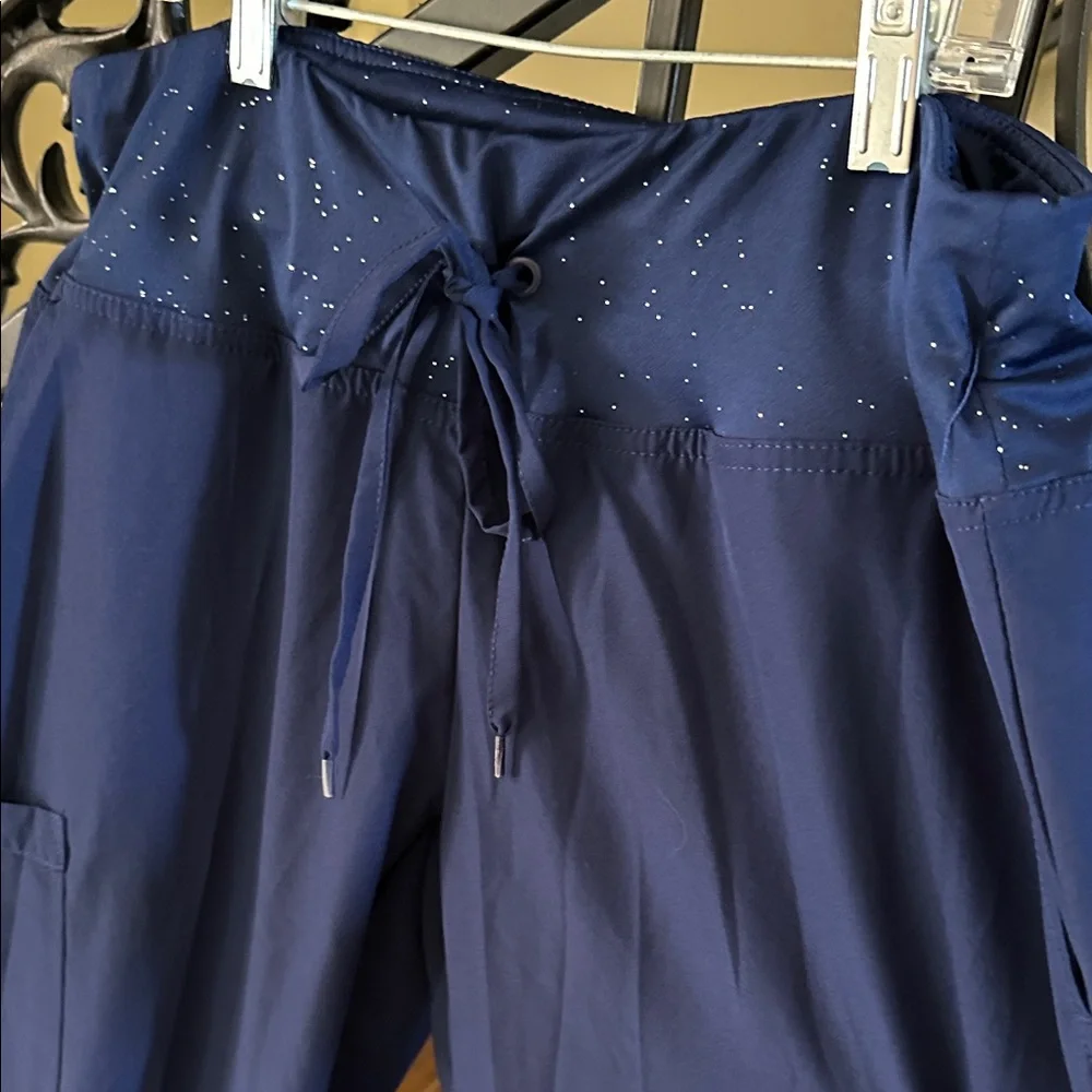 Bundle of 2 Navy and Black Drawstring Scrub Pants - Picture 2 of 7